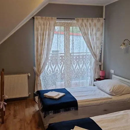 شقة فندقية Nad Potoczkiem 3*